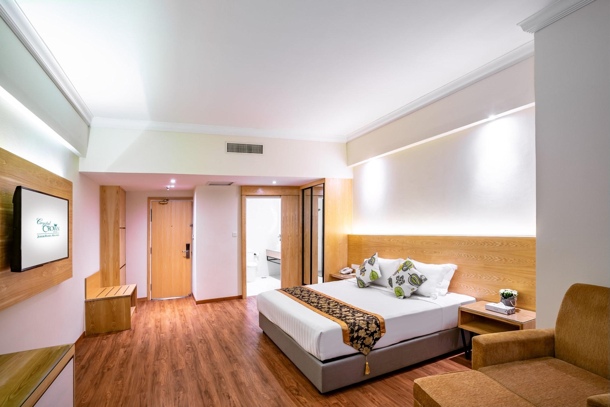 Crystal Crown Hotel Jb Johor Bahru Exterior photo