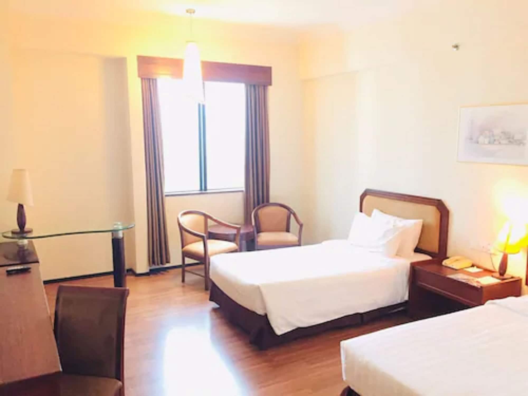 Crystal Crown Hotel Jb Johor Bahru Exterior photo