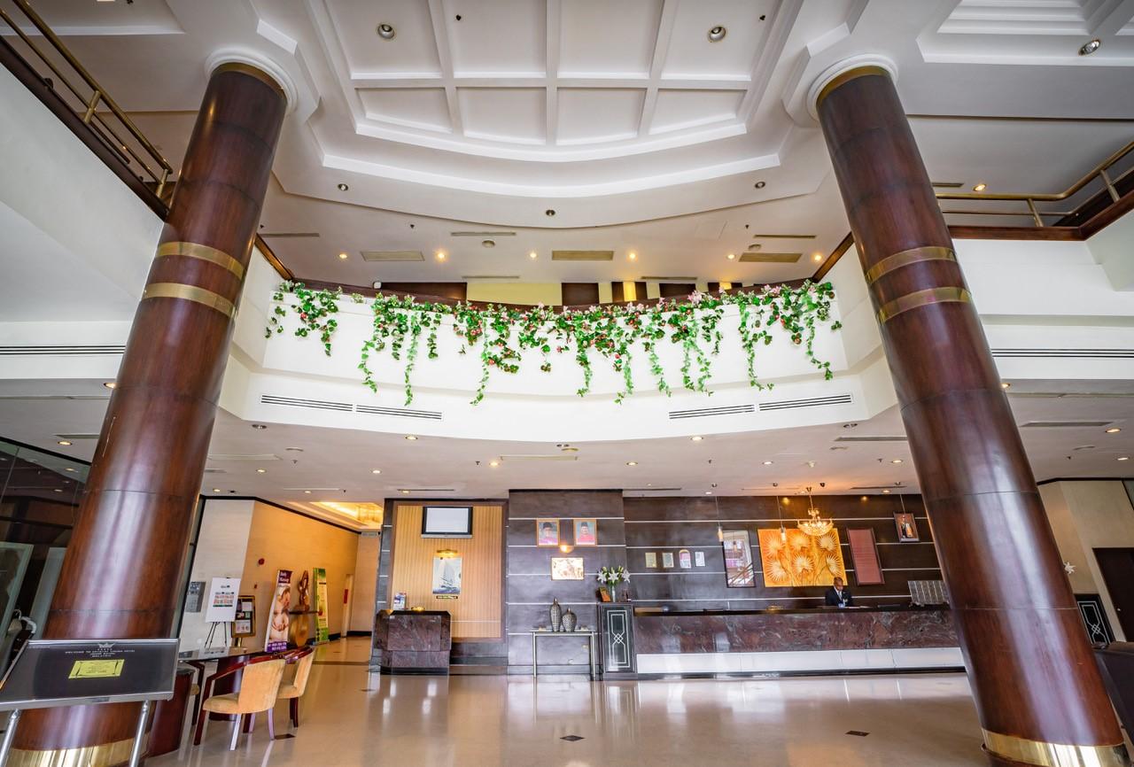 Crystal Crown Hotel Jb Johor Bahru Exterior photo